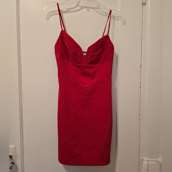 Princess Polly DRESS - Picture 6 of 8